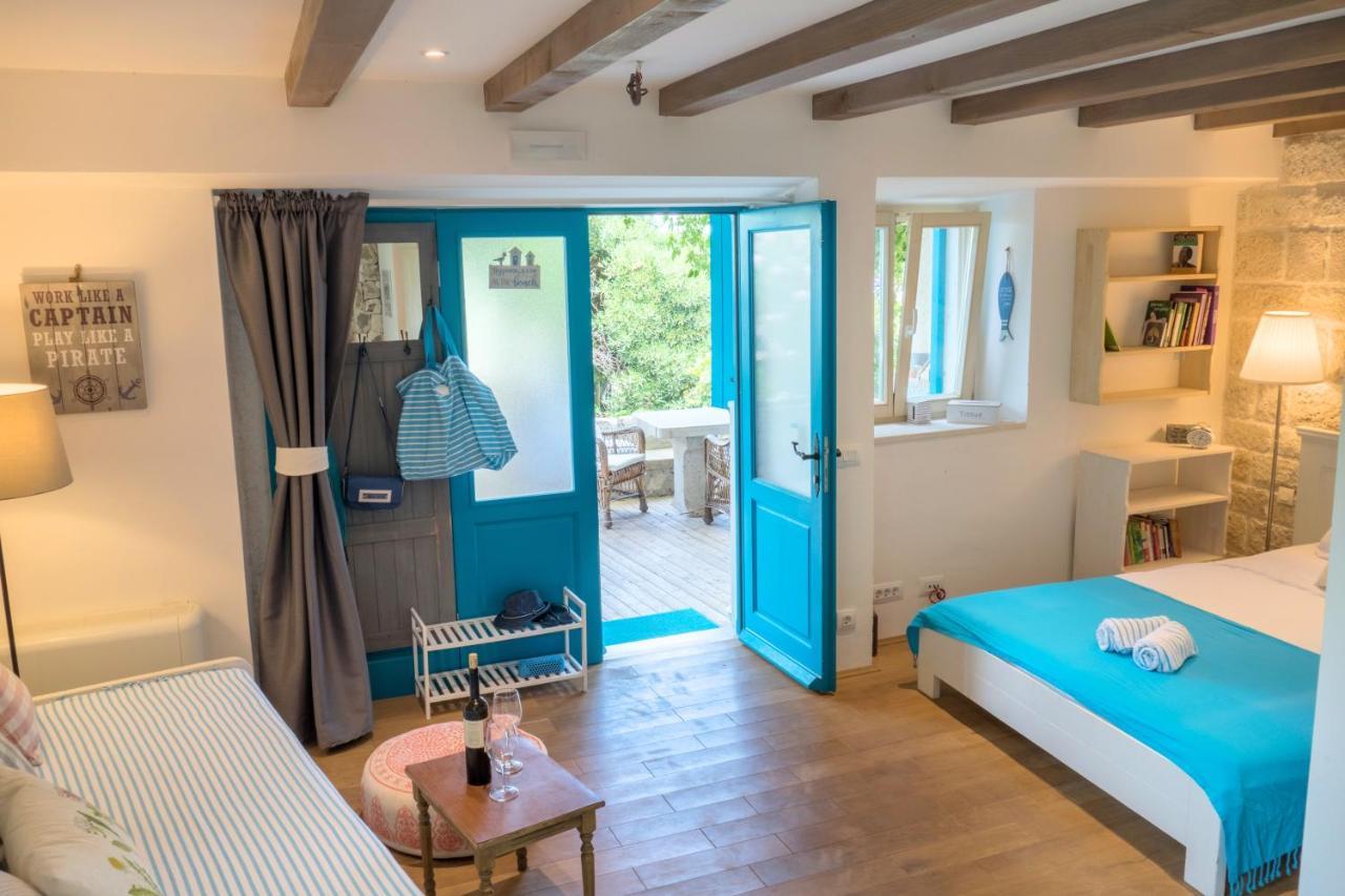 Eco Aparthotel The Dreamers'S Club Lumbarda Zewnętrze zdjęcie