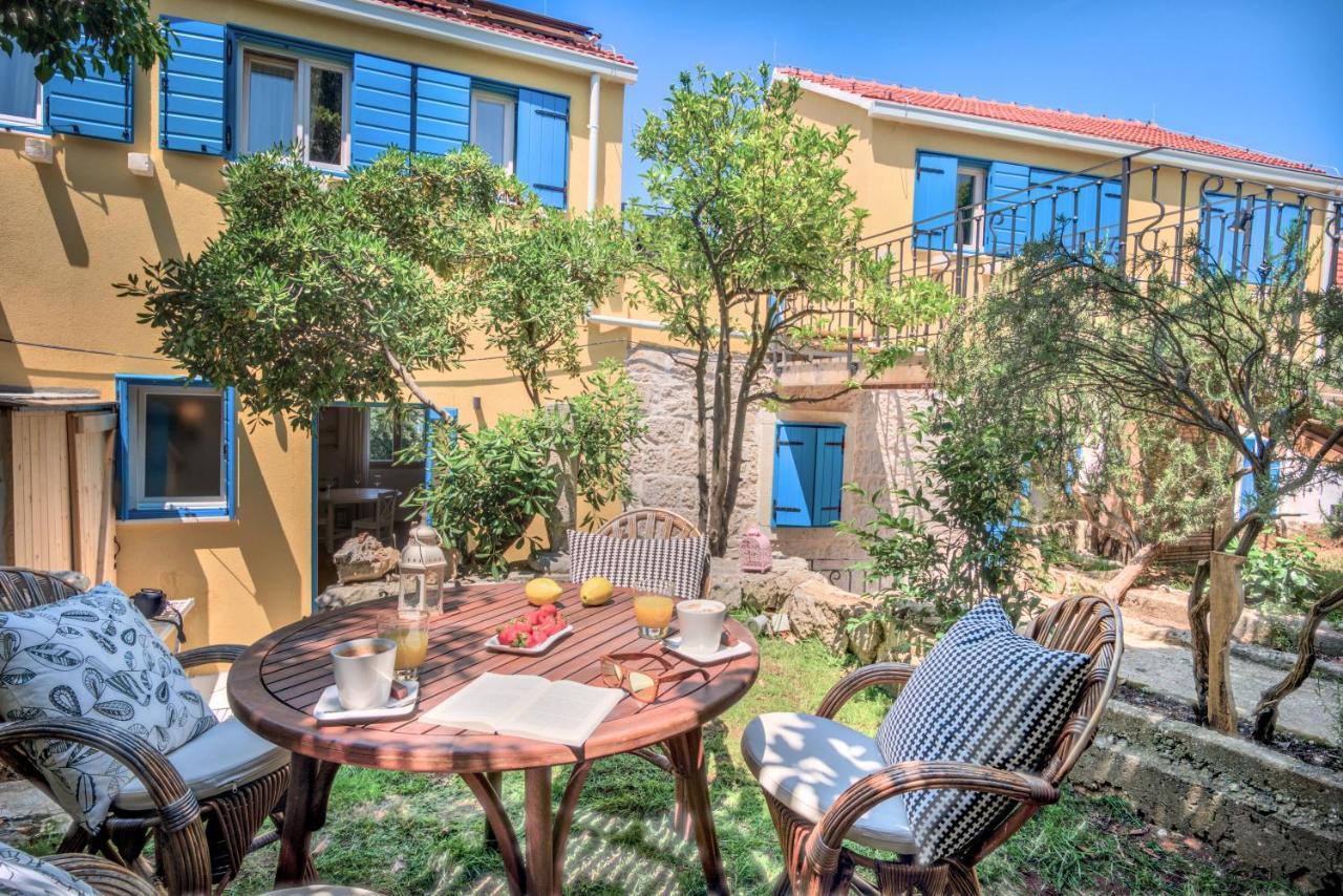 Eco Aparthotel The Dreamers'S Club Lumbarda Zewnętrze zdjęcie